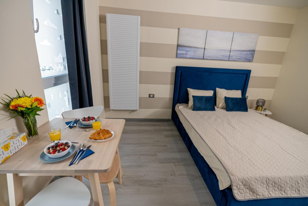 Ferienwohnung Mamaia Nord Nest Deluxe - Pool N Playground Exterior foto